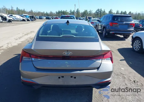 2021 Hyundai Elantra Se z USA, uszkodzony, nr VIN KMHLL4AG8MU181236